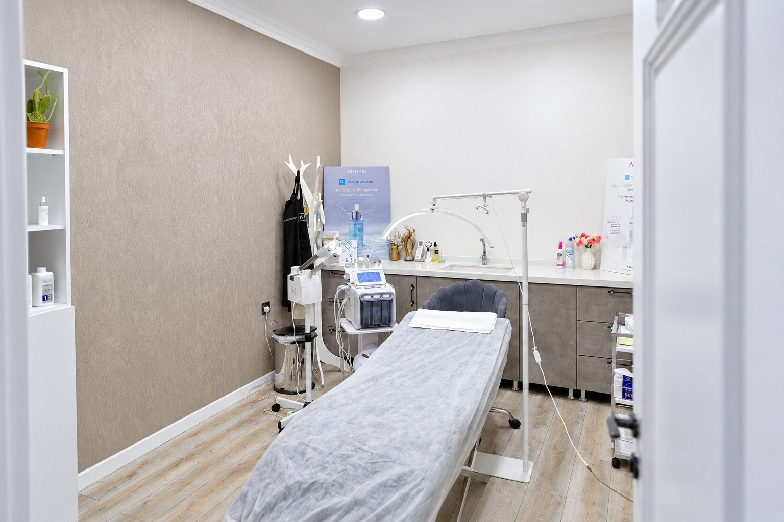 Hydrafacial treatment room viewed from the doorway
